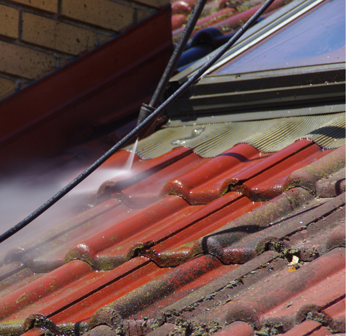 5 Reasons why you shouldn’t pressure wash your roof